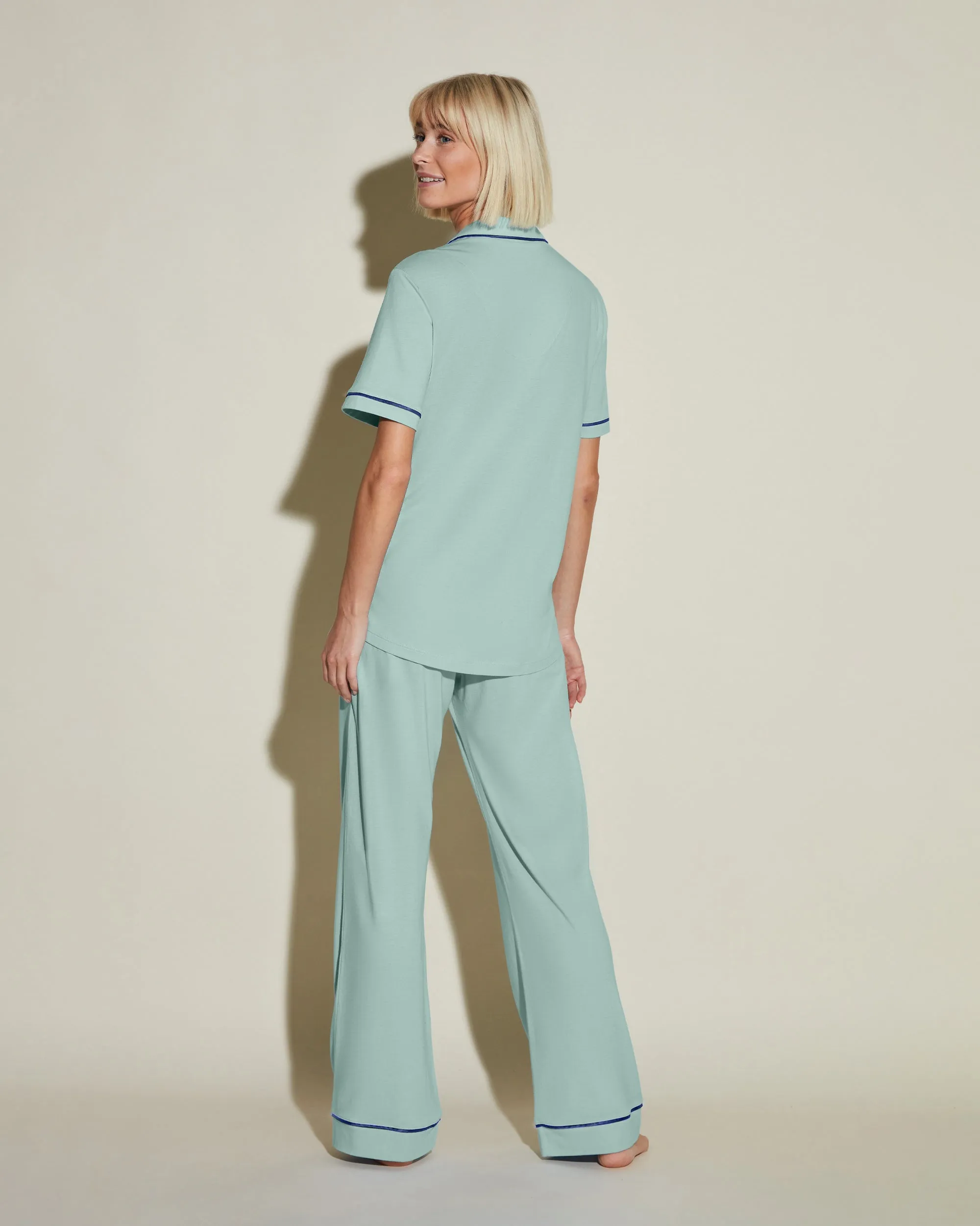 Conjunto De Pijama Con Camisa De Manga Corta Y Pantalones